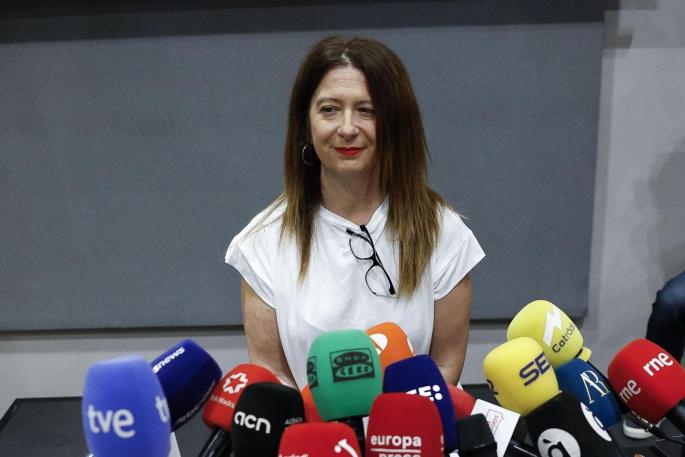 Leire Díez recibió 45.000 euros del PSOE cántabro como periodista entre  2015 y 2017