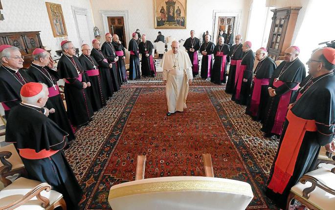 Pope Francis receives Bishops from Spain
