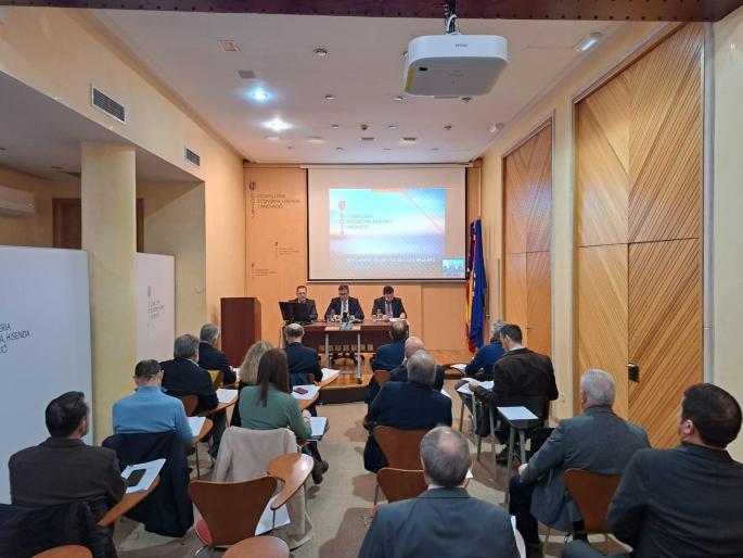 Reunión entre el Govern y representantes de las empresas.
