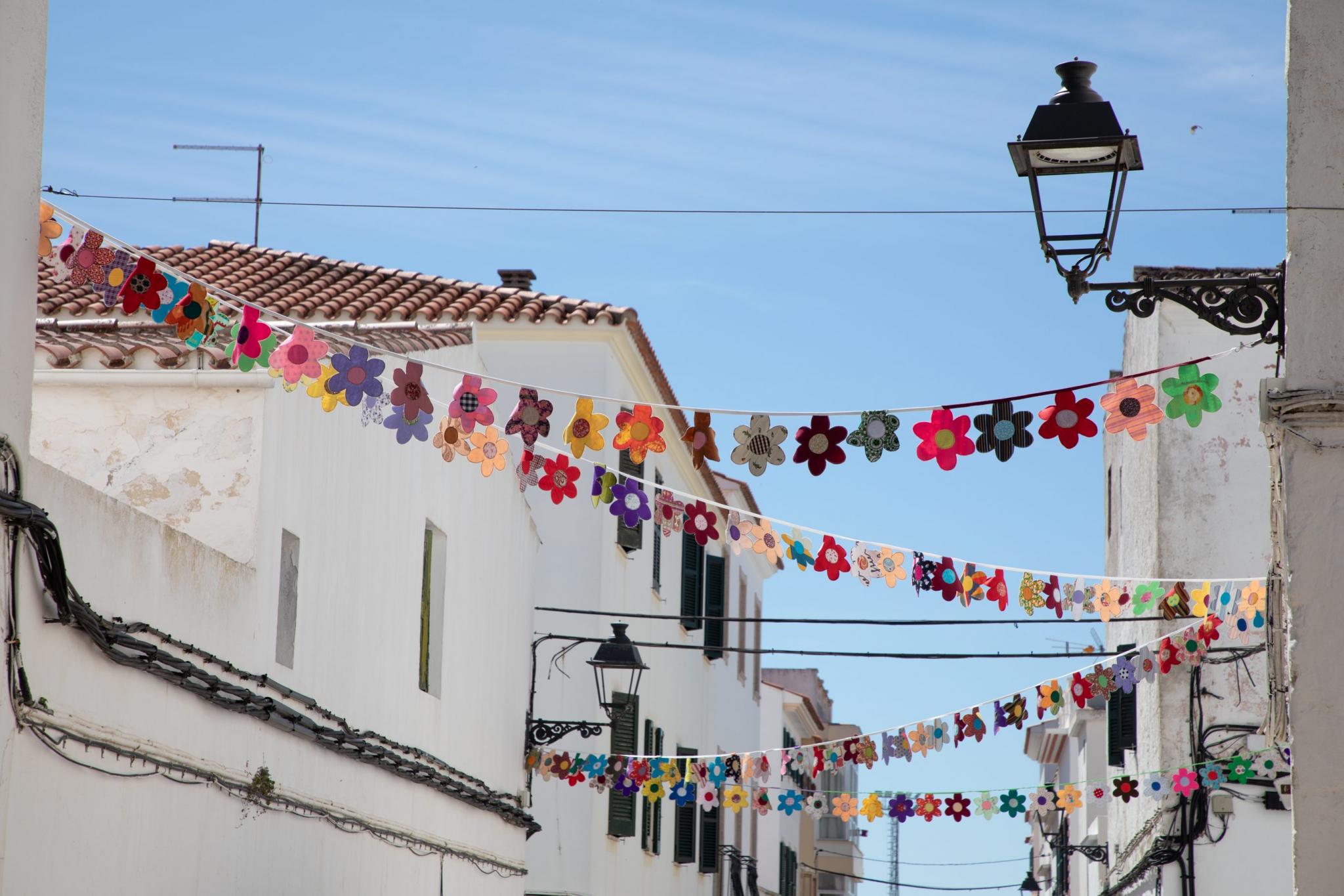 menorca migjorn flors als carrers