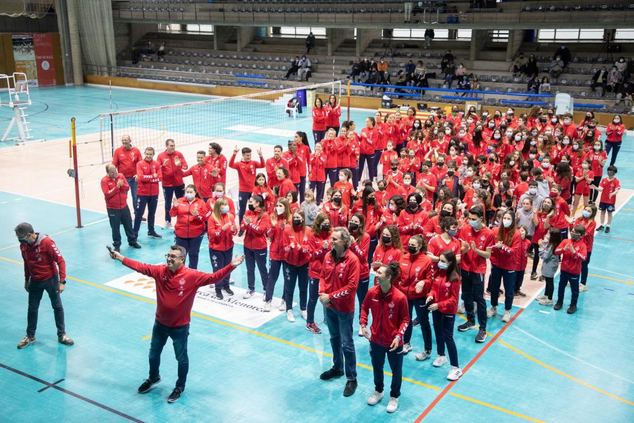 Fotogalería Presentación de los equipos del Club Voleibol Ciutadella