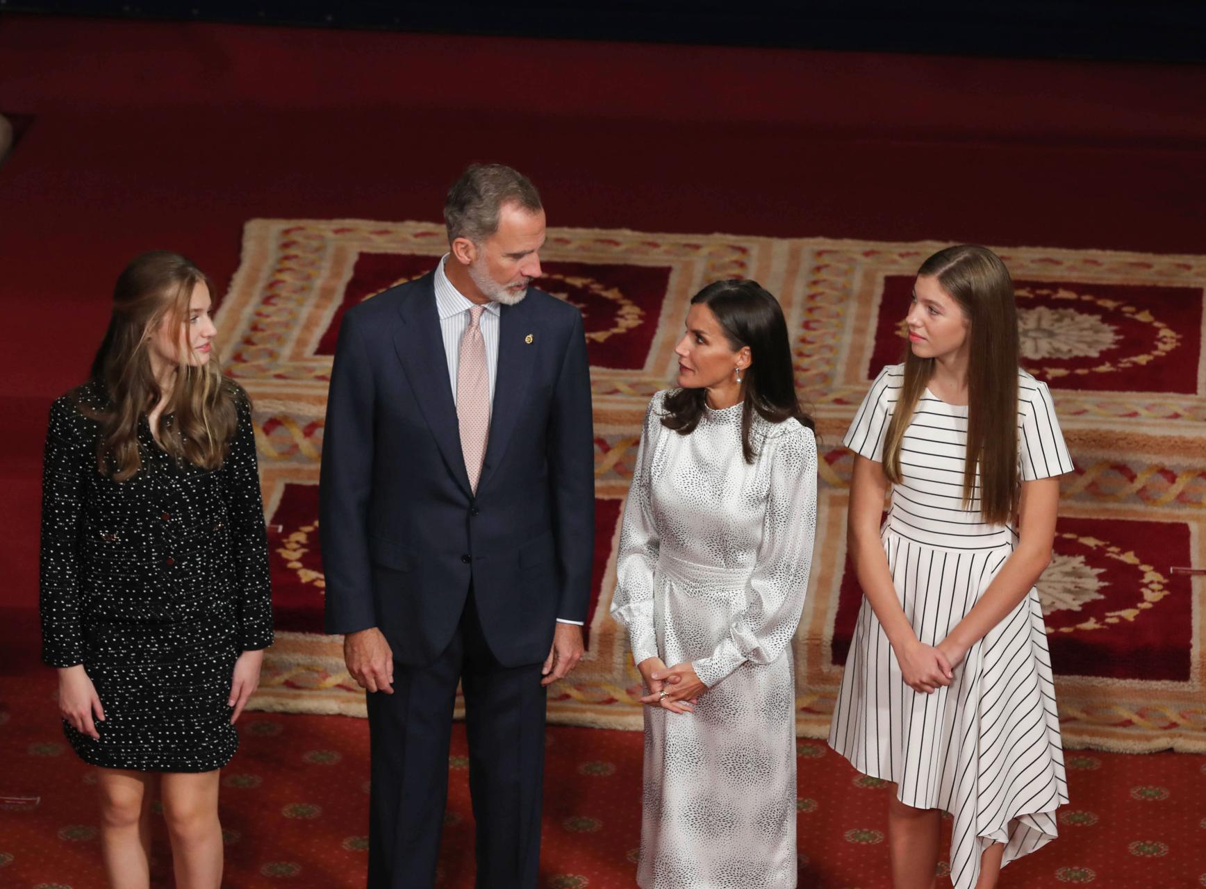 La Reina Letizia corrige a los invitados del Princesa de Asturias por un  error de protocolo