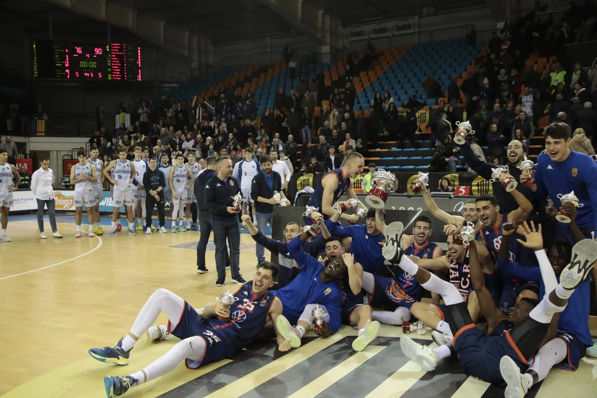 Fotogalería: Imágenes de la final de la Copa LEB Plata entre el Hestia ...