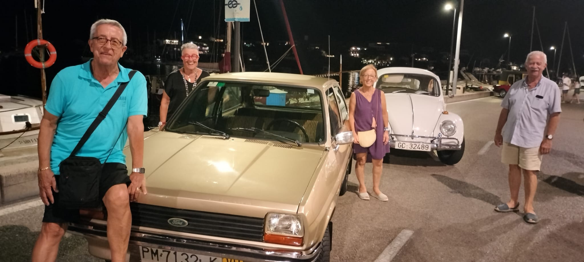 Que José Barber, Ángeles Camps, Bárbara Coll y José María CardonaNatta...