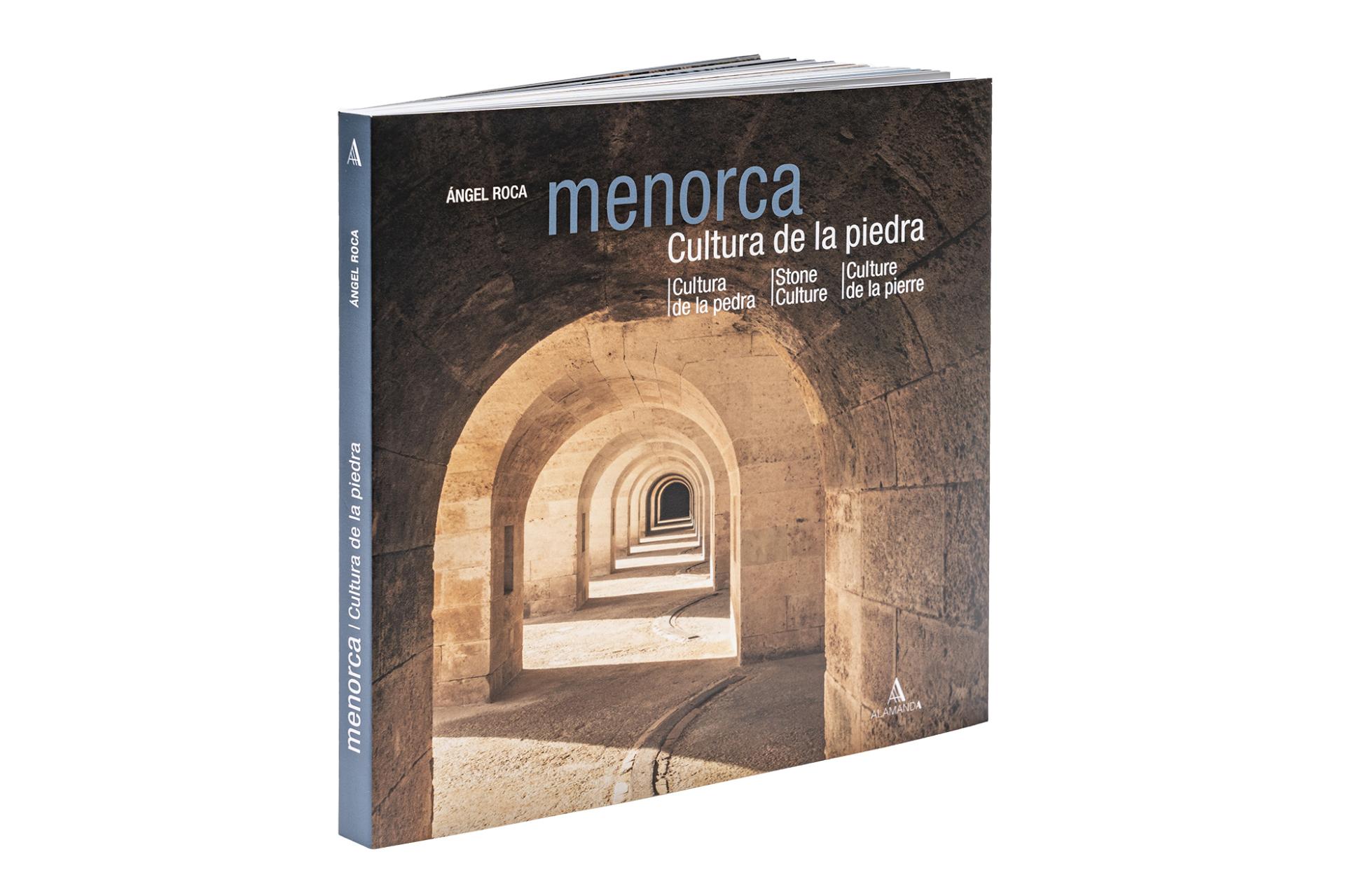 Presentación del libro 'Menorca. Cultura de la piedra' de Ángel Roca en Maó