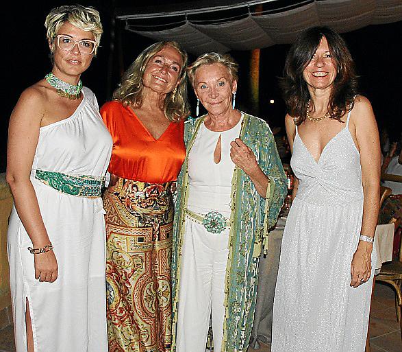 Pep Pinya celebra una fiesta por el 50 aniversario de la Galería Pelaires