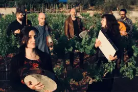 Imagen principal de Musica folk de Cabra en Lithica en Tenim Pla