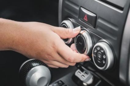 ¿Cuál es la temperatura correcta para regular la calefacción del coche?