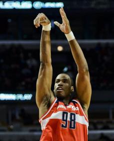 EL JUGADOR DE LOS WASHINGTON WIZARDS, JASON COLLINS PRIMER JUGADOR QUE RECONOCE ABIERTAMENTE SU HOMOSEXUALIDAD