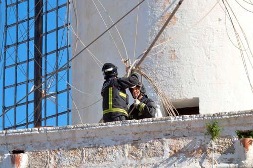 Fuerte viento y temporal en Menorca. 11 de noviembre de 2013. FOTO: PACO STURLA/GEMMA ANDREU/XAVIER PONS CLADERA/GUSTAU LIZ