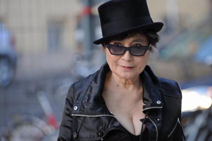 ALEMANIA - ARTE YOKO ONO