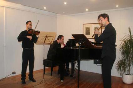 Trio. Juan Manuel Gómez, Pau Gomila i Eduardo Sáez, a Alaior. - A.G.