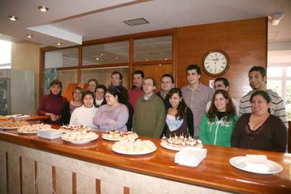 Demostración. Los alumnos celebraron el final del curso con una demostración con degustación de diversas tapas y cócteles - Javier