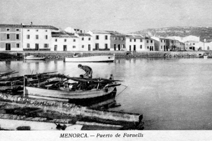 Fornells, años 40. Al fondo, "El Quirico" - Archivo M. Caules