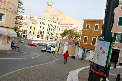 Plaça de Espanya. El proyecto de obras contempla la ampliación de las aceras a partir de la calle Portal de Mar - Gemma