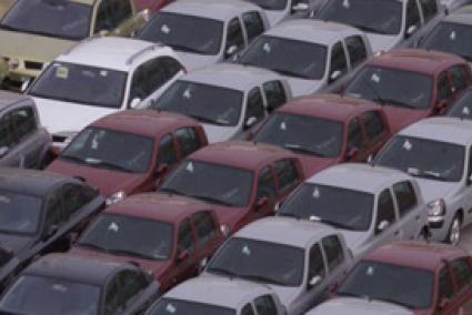 Laas empresas de coches de alquiler han reducido su flota debido a la crisis. - Archivo