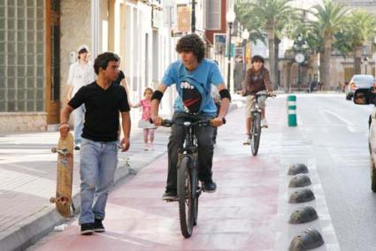 Carril-Bici. La ampliación del circuito se ejecutará a través de la segunda convocatoria del Plan E. - Cris