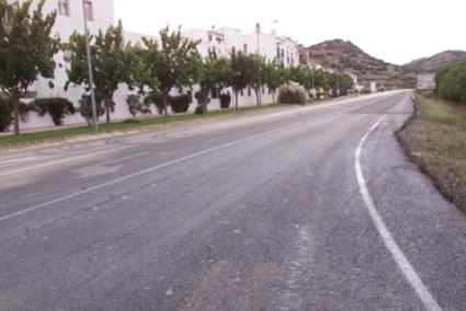 EL GOB propone soterrar el desvío de la carretera general a su paso por Es Mercadal que contempla el Plan Insular de Carreteras. - Archivo