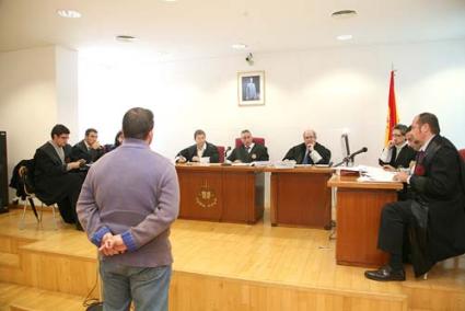 SALA. La Audiencia Provincial celebró ayer el juicio contra Madrid. - Javier