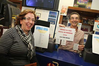 BAR BALEAR . Vendió tres números premiados a través del sistema de terminal electrónico - Gemma Andreu