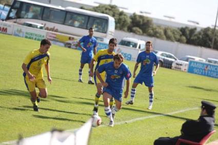 EMPATE. El partido de la primera vuelta en Maó se resolvió sin goles - Archivo