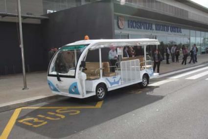 Electric Bus. Helping to reduce carbon dioxide emissions