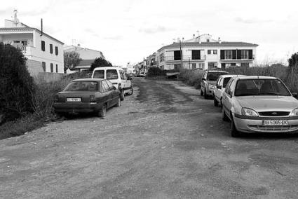 Sa Sínia. El nuevo planeamiento prevé la urbanización del tramo final de la calle - Archivo