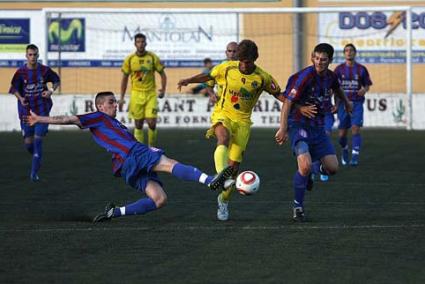 buen ferre. El equipo blaugrana ofreció una buena imagen ante un equipo de superior categoría - Gemma Andreu