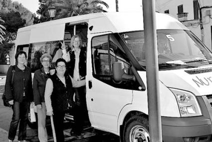 Inauguración. Los residentes han disfrutado del transporte público poco más de cuatro meses - Archivo