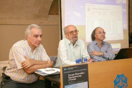 Inauguració. Josep Enric Llebot, Josep Miquel Vidal i Joan Ramon Morante, ahir a l’IME - JAVIER