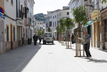 Plan de barrios. El Ayuntamiento ha pagado las obras y no ha recibido aún la subvención - Archivo