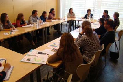 Consell. Herráiz, junto a regidores y técnicos de Juventud - P. CIME