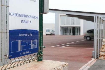 Centro. Los alumnos aún tendrán que esperar para volver a las aulas - Paco Sturla