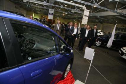 Exhibición. Unos 200 coches de 17 marcas se exponen este fin de semana en el Recinto Ferial de Maó - Javier