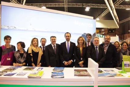 Menorca en FITUR. La delegación menorquina, junto al presidente Bauzá y el conseller Carlos Delgado - PGIB