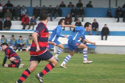 El Sporting Mahonés dejó de ser ayer equipo de la Segunda B tras su exclusión del campeonato - Javier