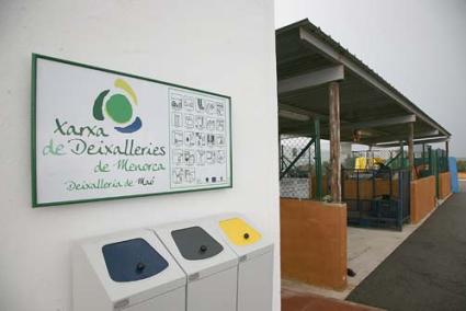 Instalaciones. La "deixalleria" de Maó se encuentra en las cercanías del recinto de Mestral - Javier