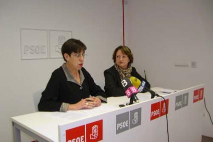 Comparecencia. Joana Barceló y Cristina Rita, ayer en el PSOE - PSOE