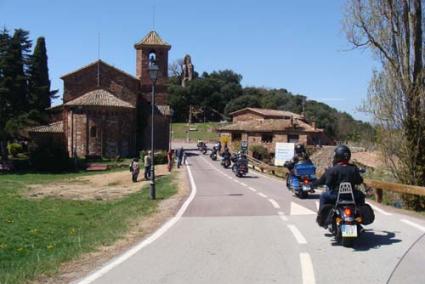 última salida. Grupo de moteros que participó en la ruta a Girona realizada esta Semana Santa - C. H.M.