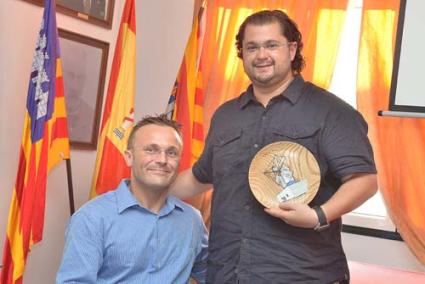 Reconocimiento. El tenor tinerfeño actuará por quinto año consecutivo en la gala de Sant Lluís - Paco Sturla