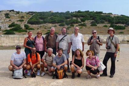 Geo-berenar. Reuní el passat dissabte a Ciutadella a geòlegs i persones interessades en la geologia - AGEIB