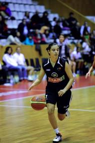 Pilar Comellas. Baloncestista de Ciutadella que debutó el domingo pasado en la Liga Femenina 1 - Pere Masó