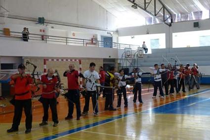 Gran ambiente. La pista polivalente del Polideportivo Municipal de Maó acogió el campeonato en el que hubo una gran participación - toni goñalons