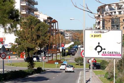 Abu Umar. La empresa Construcciones Denclar ha adoptado esta glorieta - Gemma Andreu