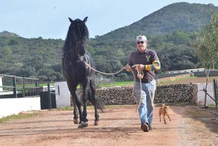 Orgullo rural. Ejerce de "l’amo" en Son Felip, antes lo fue de Santa Margalida en Es Mercadal y de Son Gornés - Paco Sturla