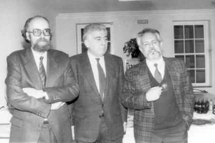 IME. Josep Miquel Vidal, Tirso Pons i Tomàs Vidal en la inauguració de la seu de l’IME l’any 1990 - Archivo