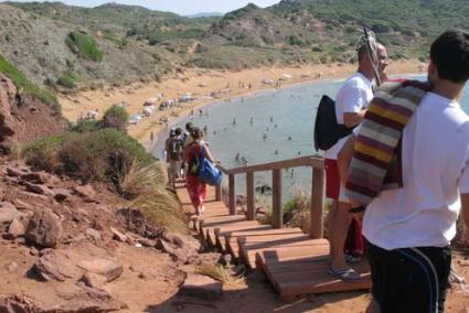 Cavalleria. El año pasado se produjeron en esta playa varias incidencias graves - Archivo