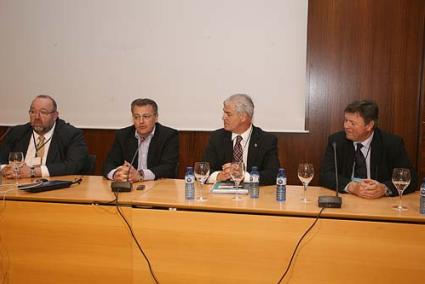 Acto. La clausura del congreso corrió a cargo de Ochogavía, Tadeo, Armas y Villalonga - Javier