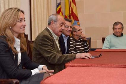 Encuentro. Santiago Tadeo, Manuel Monerris, Salomé Cabrera y los portavoces políticos municipales - Paco Sturla