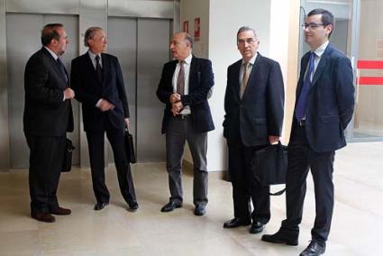 Visita. Carles Cruz, Antoni Terrassa, Bartomeu Mesquida, Antoni Monserrat y Fernando Pinto, ayer - Gemma Andreu